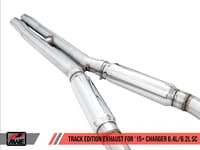 awe tuning 15-21 dodge charger 6.4l/6.2l supercharged track edition exhaust - chrome silver tips 3015-32112