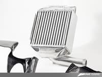 awe tuning audi 2.7t performance intercooler kit - w/carbon fiber shrouds 4510-11040