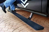amp research 2017-2019 chevy silverado 2500/3500 diesel only double/crew cab powerstep plug n play - black 76247-01a
