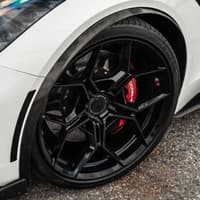 20x9 blaque diamond bd-f25 gloss black (flow forged) 5x120 35mm