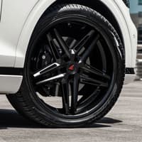 20x10 ferrada cm1 matte black w/ gloss black lip 5x120 28mm