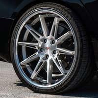 22x10.5 ferrada cm2 machined silver w/ chrome lip 5x112 40mm