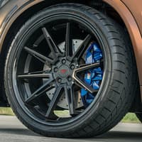 22x10.5 ferrada cm2 matte black w/ gloss black lip 5x130 45mm
