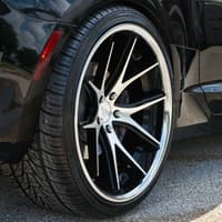 20x10.5 ferrada fr2 machine black w/ chrome lip 5x4.5/114.3 38mm