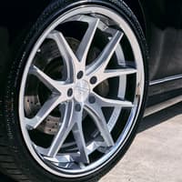 22x9.5 ferrada fr2 machine silver w/ chrome lip 5x112 15mm