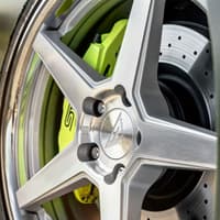 22x9 ferrada fr3 machine silver w/ chrome lip 5x120 30mm