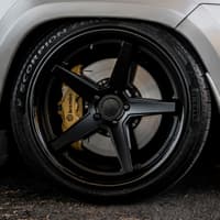 22x9 ferrada fr3 matte black w/ gloss black lip 5x4.5/114.3 35mm