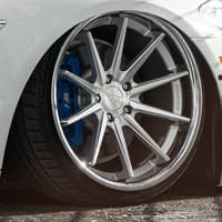 19x9.5 ferrada fr4 machine silver w/ chrome lip 5x4.5/114.3 40mm