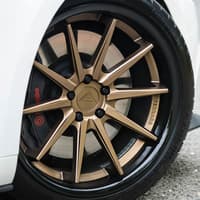 19x10.5 ferrada fr4 matte bronze w/ gloss black lip 5x112 45mm