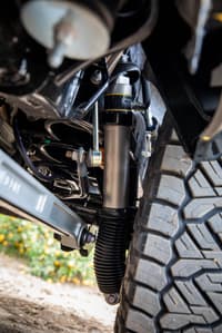 icon 2024-2025 toyota tacoma, 0-1" lift, rear, v.s. 2.5 aluminum series shock absorbers, remote reservoir w/ cdcv, pair 57808cp