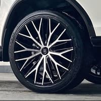 24x10 lexani aries gloss black machined w/ covered cap (custom)