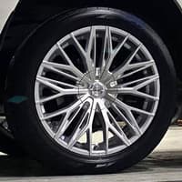 26x10 lexani aries silver machined face w/ cap 6x5.5/139.7 30mm