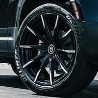 22x9 lexani css-15 gloss black w/ machined tips 5x115 15mm