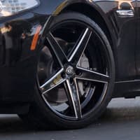 22x9 lexani r-four gloss black w/ milled accents 5x5/127 5x130 45mm