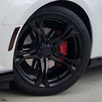 20x11 mrr m017 camaro 1le replica wheels gloss black (flow formed) 5x120 43mm