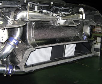 hks 09 nissan gtr r35 2 core fmic includes carbon air duct and full piping kits 13001-an013 - image