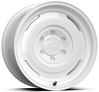 Fifteen52 Off-Road Analog HD Classic White