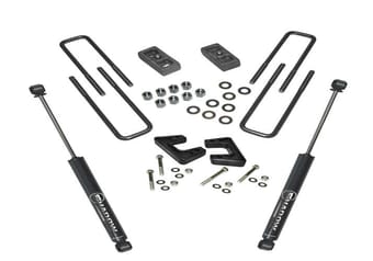 superlift 07-13 chevy silv/gmc sierra 1500 4wd 2in lift kit w/ rear superlift shocks k1001 - image