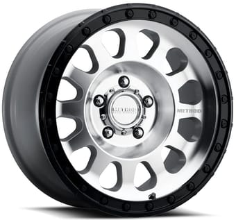 Method Race MR315 Machined w/ Gloss Black Lip