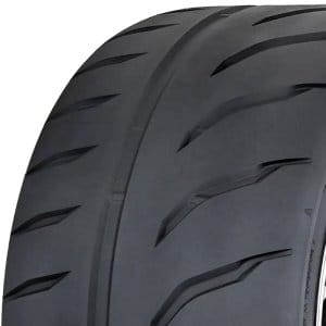 305/35zr20 toyo proxes r888r - image