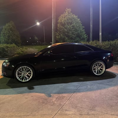 19 inch ESR RF11 in Hyper Silver on a 2014 Audi A5