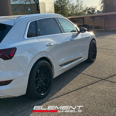 21 inch MRR FS06 in Gloss Black on a 2019 Audi E-Tron