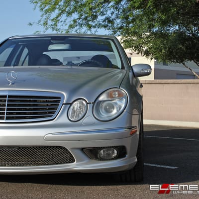 19 inch staggered Verde V99 Axis Matte Graphite 2004 Mercedes Benz E350 w/ Specs