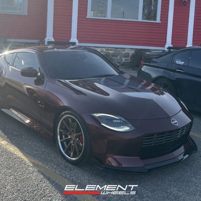 20 Inch Ferrada CM2 in Brushed Cobre w/ Chrome Lip on a 2024 Nissan Z