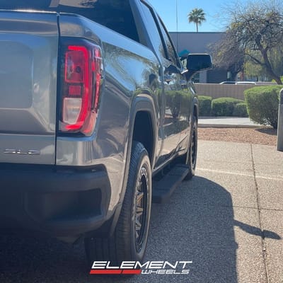 18 inch Fuel Off-Road Covert in Bronze w/ Black Lip on a 2020 GMC Sierra 1500