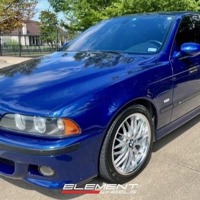 Staggered 18 Inch MRR GT1 Hyper Silver on a 2001 BMW M5