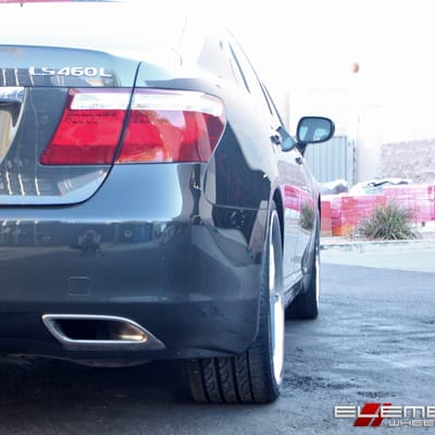 22 in staggered XIX X15 Silver w/machined Face (Chrome Stainless Steel Lip) on a 2007 Lexus LS460 w/ Specs