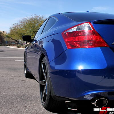 20x8.5 Lexani R04 Gloss Black w/ Milled Accents on a 2008 Honda Accord EX-L V6 w/ Specs