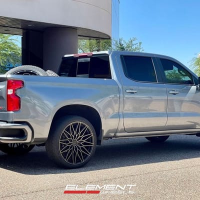 24 Inch Niche Calabria in Matte Black Machined Dark Tint on a 2019 Chevrolet Silverado 1500