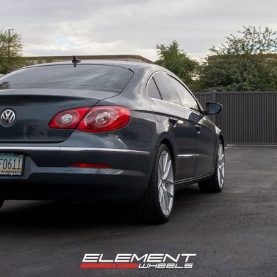 19 inch Niche Targa Silver Machined M131 on a 2010 Volkswagen CC