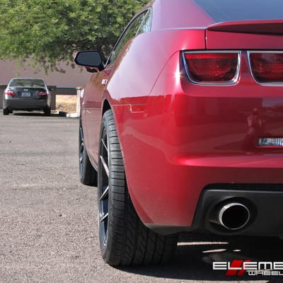 20 inch Staggered Giovanna Haleb Gloss Black w/ Machined Face on a 2010 Chevy Camaro SS w/ Specs