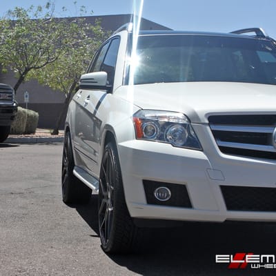 22x9 Giovanna Haleb Semi Gloss Black on a 2010 Mercedes Benz GLK350 w/ Specs