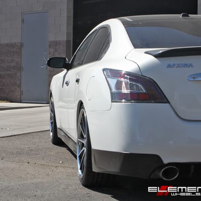 20x9 Rohana RC10 Black/Machined w/Chrome Stainless Steel Lip on a 11 Nissan Maxima SV w/ Specs