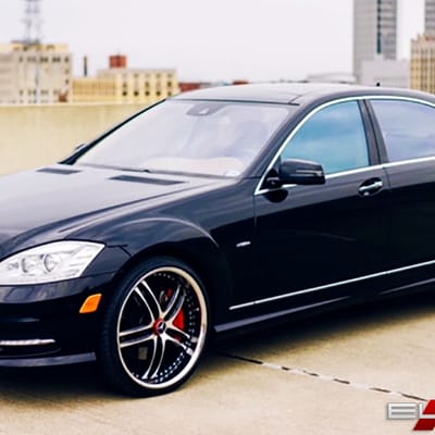 22 inch Staggered XIX X15 Black w/ Machined Face (Chrome Steel Lip) on a 2012 Mercedes Benz S550 w/ Specs