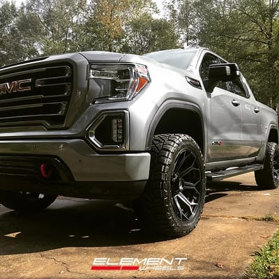 22x10 4Play 4P80 on 2020 GMC Sierra 1500 AT4 Leveled