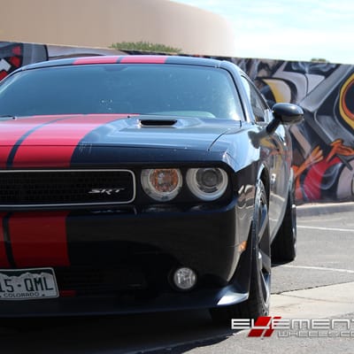 20 inch Staggered MRR VP5 Matte Graphite on 2013 Dodge Challenger SRT8 w/ Specs