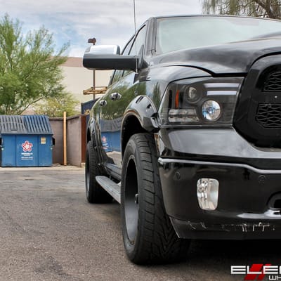 20x10 Moto Metal MO977 Satin Black on a 2014 Dodge Ram 1500 w/ specs