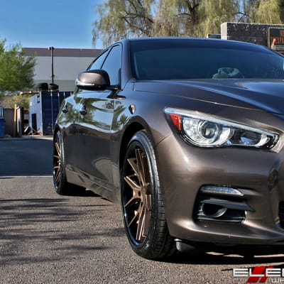 20 inch Staggered Ferrada FR2 Matte Bronze w/ Gloss Black Lip on a 2014 Infiniti Q50 w/ Specs