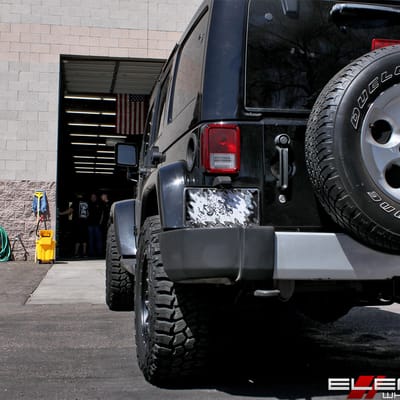 18x9 XD Series XD129 Satin Black on a 2014 Jeep Wrangler Sahara w/ Specs