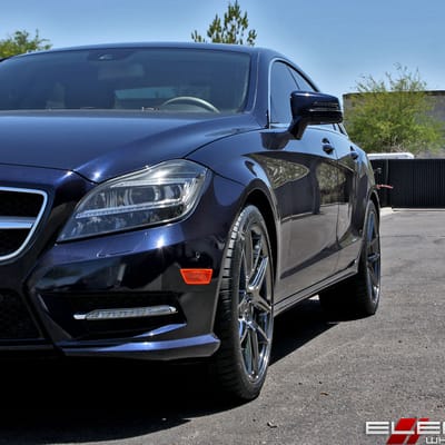 19 inch Staggered Ace Alloy AFF02 Black Chrome on a 2014 Mercedes Benz CLS550 w/ Specs