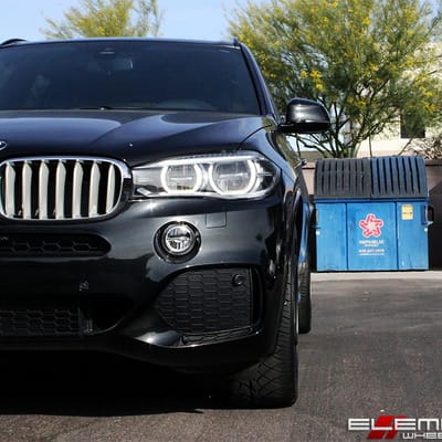 22 inch Staggered Niche Milan Black/Machined w/Tint on a 15 BMW X5 w/ Specs