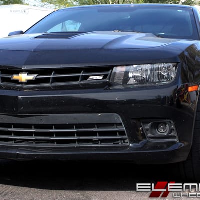 22 inch Staggered Niche Misano Satin Black M117 on a 15 Chevrolet Camaro SS w/ Specs