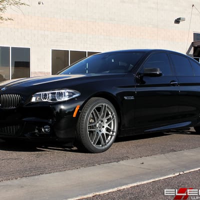 20 inch Staggered Forgestar F14 Gloss Gunmetal on a 2016 BMW 550i w/ Specs