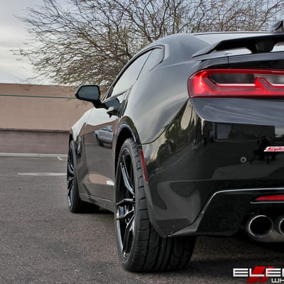 20 inch Staggered Variant Krypton Gloss Piano Black (Flow Forged) on a 2016 Chevy Camaro SS w/ Specs