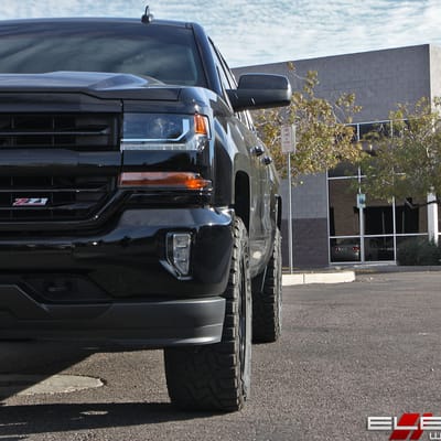 20x9 XD Series XD832 Fusion Satin Black on a 2016 Chevy Silverado 1500 w/ Specs