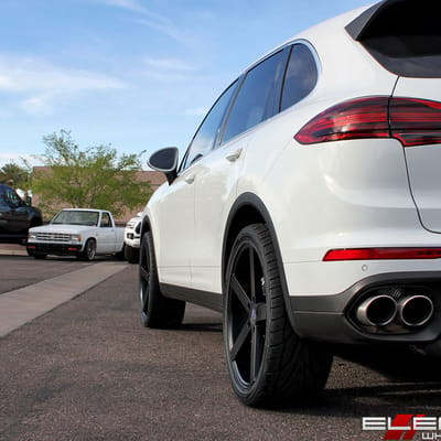 22x9 Rohana RC22 Matte Black on a 2016 Porsche Cayenne S w/ Specs